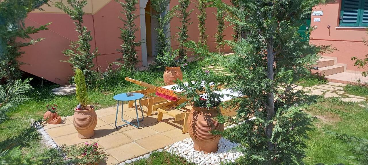 Adi'S Apartment On The Beach Barbati Exterior foto